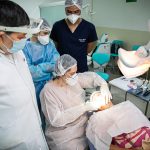 Contraste: prefeitura reserva R$ 14,5 MI para reformar paradas, que seguem sucateadas em Manaus