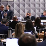 Jantar de Wilson para o senador Antônio Rueda e aliados é criticado nas rede sociais: ‘esse time não fez nada’