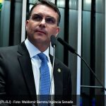 Cidade leva Wilson para inaugurar biblioteca e escola no interior, com direito à carreata ao estilo pré-campanha
