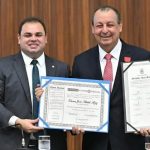 Fogo no PL do AM: Delegado Péricles acusa portal de Maria do Carmo de publicar fake news: ‘mentirosa’
