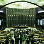 Alcolumbre trava tramitação da PEC do fim da 6×1 no Senado