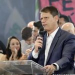 PT ensaia discurso de união e tenta segurar “fogo amigo” para fazer frente à direita no Amazonas